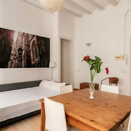 Bellafila Gothic Apartment *