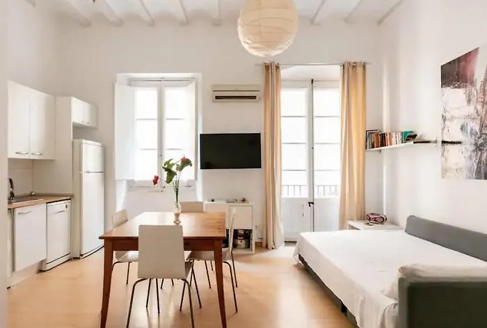 Bellafila Gothic 公寓